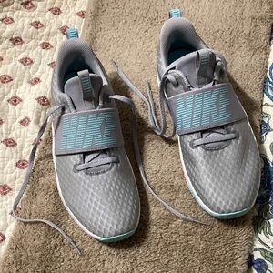Ladies Nike training shoe grey